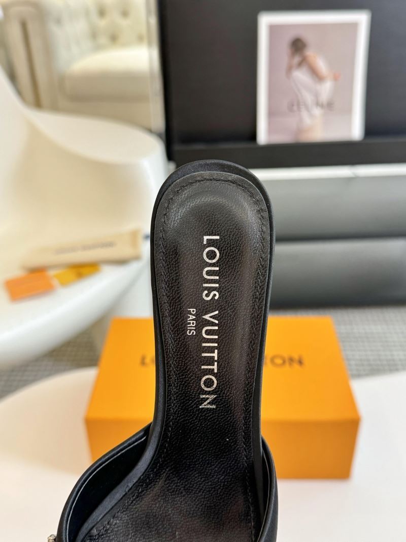 Louis Vuitton Slippers